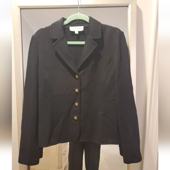 St. John Collection Knit Black Jacket Size 8 Black Gold Buttons.